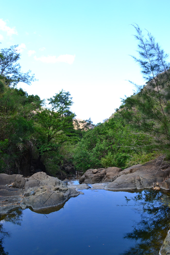 nagsasa cove, zambales