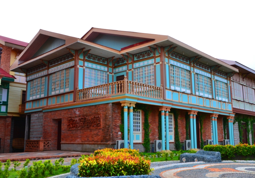 Las Casas Filipinas de Acuzar