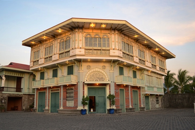 Las Casas Filipinas de Acuzar