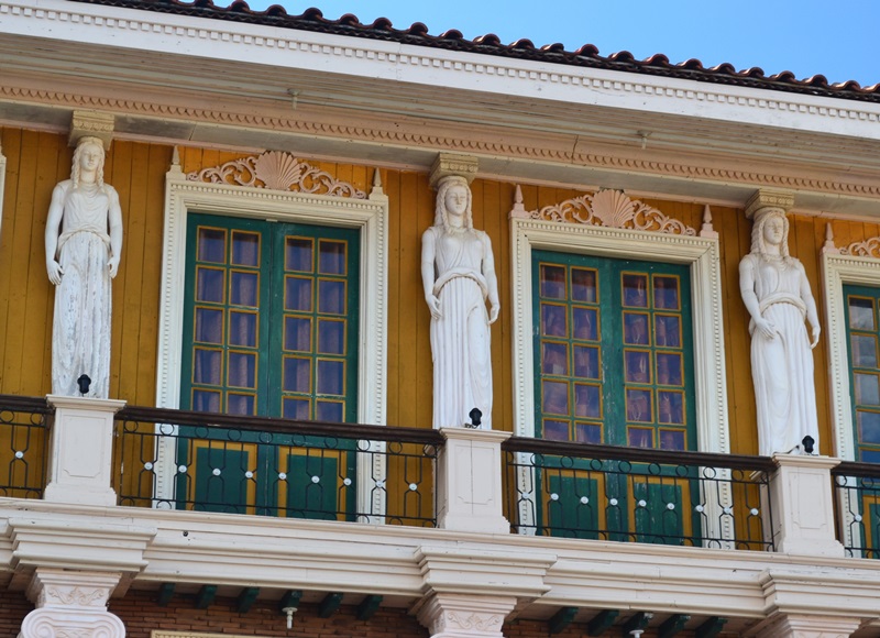 Las Casas Filipinas de Acuzar 