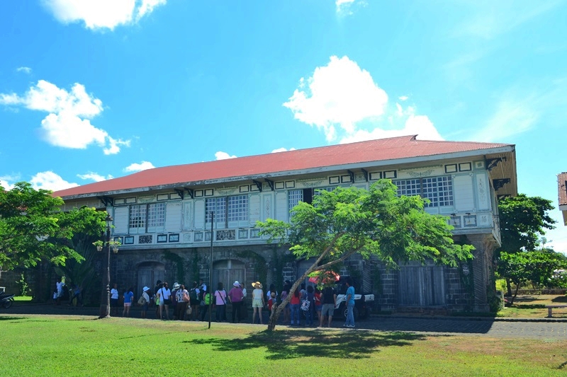 Las Casas Filipinas de Acuzar 