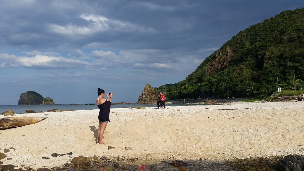 Aniao Beach, Baler