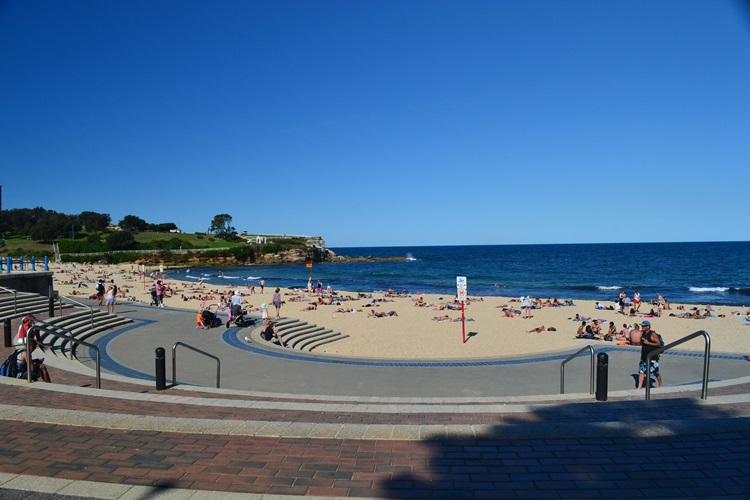 coogee beach 